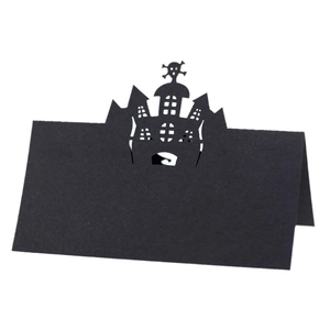 Marque-places d'Halloween noirs avec découpe laser château et crâne pour décor de table