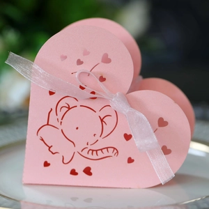 Scatola di Caramelle a Forma di Cuore con Elefante Intagliato al Laser Carta Perlata con Nastro per Matrimonio Compleanno Festa