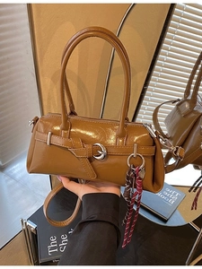 Vintage brown PU leather Boston handbag with silver buckle and detachable shoulder strap