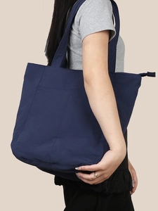 Borsa Tote da Donna in Nylon ad Alta Capacità Minimalista Pieghe Pendolare Borsa a Tracolla Tinta Unita Casual Moda Shopping