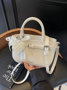 Petit Sac Bandoulière de Niche en Cuir PU Souple Plissé pour Femme Sac à Main Rétro avec Noeud en Dentelle et Künstliche Perles