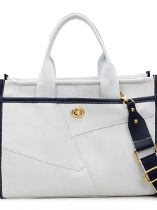 Große Denim Canvas Tote Bag mit Kontrastnähten und goldenem Metall-Drehverschluss-Schnalle