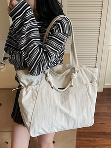 Large Capacity Nylon Tote Bag For Women Minimalist Casual Shoulder Bag With Drawstring For Commuting Travel Fashion Large Shopping Handbag