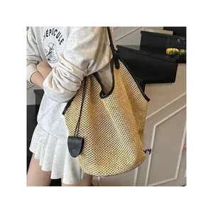 Grand Sac Fourre-tout en PU Tissé pour Femmes Sac à Bandoulière de Plage d'Été Décontracté Sac à Main Hobo de Shopping