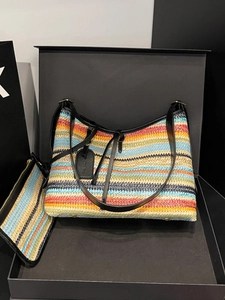 Sac bandoulière en paille tressée à rayures colorées avec petit porte-monnaie assorti