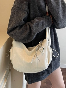 Women Large Capacity PU Crinkled Hobo Bag Fashion Solid Color Shoulder Bag With Heart Butterfly Pendant Daily Commuter Bag