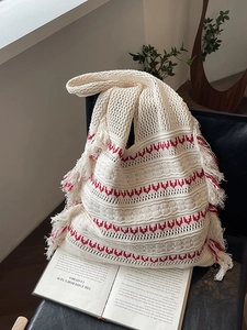 Women Bohemian Knitted Tote Bag With Fringes Vintage Red Wave Pattern Large Capacity Crochet Shoulder Bag For Travel Daily