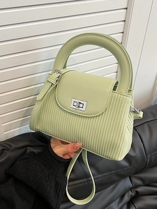 Vintage Pleated PU Leather Bucket Bag For Women Trendy Commuter Shoulder Bag With Silver Twist Lock Handheld Crossbody Bag
