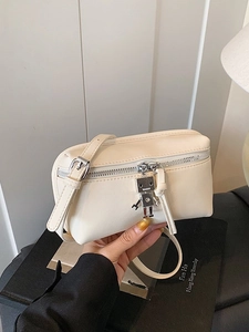 Fashionable creamy white PU leather crossbody mini box bag with robot metal charm