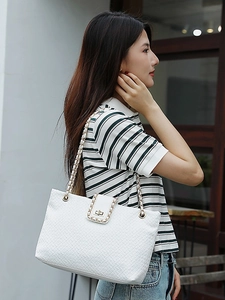 Dames Geweven Textuur Schoudertas PU Leer Gevlochten Kettingriem Okseltas Mode Minimalistische Tote Bag Voor Dagelijks Gebruik