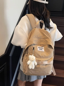 Zaino in Nylon Minimalista di Grande Capacità per Donne Ragazze Zaino da Scuola Plissettato Leggero Borsa da Viaggio Casual per College Con Ciondolo a Orsetto