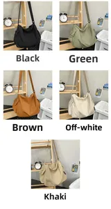Vue verticale de grands sacs bandoulière en nylon noirs, verts, marron et kaki