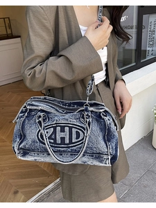 Borsa tote in denim lavato retrò con ricamo ZHD e tracolla regolabile per donna