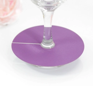 Marque-verres violets en papier dépoli pour décoration de table de mariage et fête