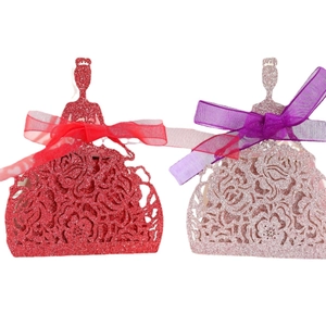 Boîtes à bonbons robe ajourée pailletée avec ruban pour cadeaux de mariage chic