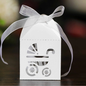 Boîte à dragées landau découpée au laser blanc avec ruban pour cadeaux de baptême