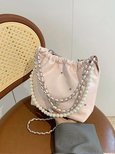 Sac Seau pour Femme en Cuir PU Matelassé Chaîne de Künstliche Perles Pendentif Étoile Cordon Sac à Bandoulière pour Rencontres