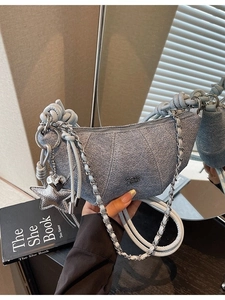 Fashion Women PU Leather Croissant Bag With Star Charm Underarm Shoulder Bag Silver Chain Crossbody Bag Half Moon Handbag