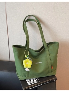 Borsa Tote in Tela da Donna di Grande Capacità Borsa a Tracolla Minimalista con Stampa Alfabeto Borsa da Shopping Casual con Ciondolo a Fiore
