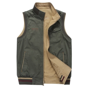 Men's olive green reversible fishing vest with multi-pockets and vintage embroidery