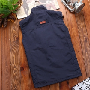 Gilet de loisirs bleu marine pour hommes avec col montant et décor extérieur rétro