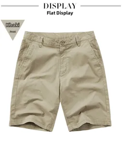 Vue détaillée du devant d'un short décontracté kaki pour homme avec poches latérales