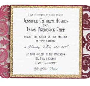 Invitation mariage rouge découpée au laser avec doublure dorée et carte incluse