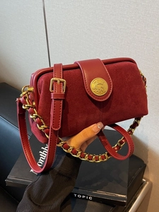 Vintage Matte PU Leather Doctor Crossbody Bag For Women Gold Chain Retro Shoulder Bag High End Splicing Niche Box Purse