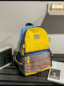 Sac à Dos en Nylon Bloc de Couleur pour Femmes Grande Capacité Décontracté Extérieur Imperméable Léger Couleur Contrastée