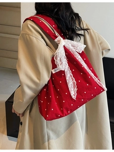 Sac fourre-tout en toile florale avec grand nœud en dentelle, sac à bandoulière rouge élégant