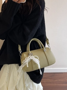 Fashionable light green Boston pillow bag with lychee texture and pearl lace charm