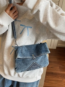Vintage Denim Crossbody Bag For Women Lightweight Multi Pocket Shoulder Bag Casual Washable Denim Small Square Bag