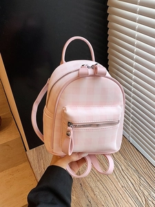 Mini sac à dos rose clair pour femme avec motif à carreaux roses et blancs élégant