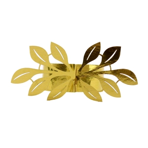 Detail view of gold leaf napkin ring featuring hollowed veins and reflective finish
