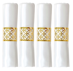 Juego de cuatro servilleteros dorados calados con servilletas de seda blanca