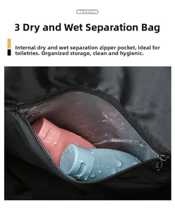 Détail du sac de voyage étanche montrant le compartiment de séparation sec et humide