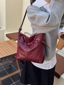 Vintage PU Leather Large Capacity Shoulder Bag For Women Fashion Hobo Tote Underarm Bag Belt Buckle Decor Solid Color Purse