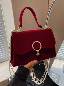 Women Red Velvet Handbag Elegant Artificial Pearl Chain Crossbody Bag Vintage Luxury Wedding Bridal Shoulder Bag Gold Ring Buckle