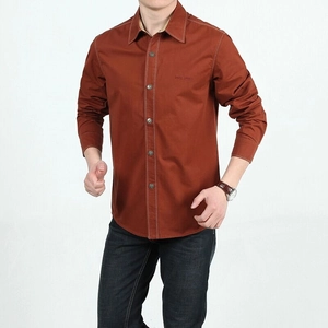 Camicia casual da uomo rosso mattone a maniche lunghe con cuciture a contrasto