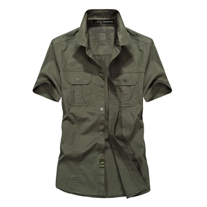 Chemise cargo homme vert armée style militaire à manches courtes avec deux poches à rabat