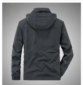 Vue arrière d'une veste de sport gris foncé pour homme avec capuche et doublure polaire