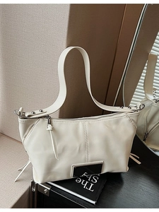 Women Large Capacity PU Leather Tote Bag Shiny Patent Shoulder Crossbody Bag Minimalist Commuter Handbag With Metallic Plate