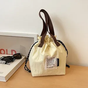 Women Insulated Lunch Bag Nylon Drawstring Bucket Bag Thermal Bento Pouch Portable Handbag For Commuting Picnic Office