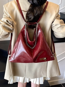 Retro burgundy large capacity tote bag with glossy wrinkled texture and silver chain