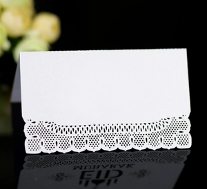 Laser Cut Place Cards Artificial Pearl Paper Hollow Lace Table Seating Cards For Wedding Party Eid Mubarak Decoration