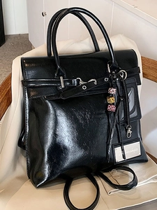 Vintage PU Leather Large Capacity Backpack For Women High End Retro Fashion Travel Daypack Glossy Stitched Daily Bag
