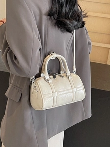 Sac à main Boston cylindrique minimaliste blanc crème avec détails argentés pour femmes