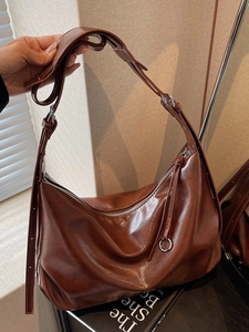 Women Large Capacity Soft PU Leather Tote Bag Minimalist Hobo Shoulder Bag Vintage Glossy Crossbody Bag For Daily Commute