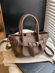 Sac Seau Minimaliste en Cuir PU Plissé pour Femmes Sac à Main à Boucle en Argent Vintage Sac à Bandoulière Polyvalent Uni