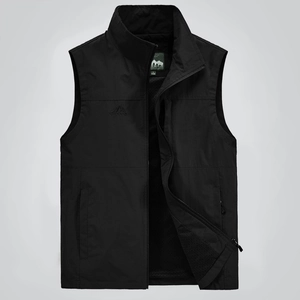 Men's outdoor sports fishing gilet in black with full zipper and stand collar